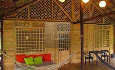 Hotel en Salamandra - Moñitos