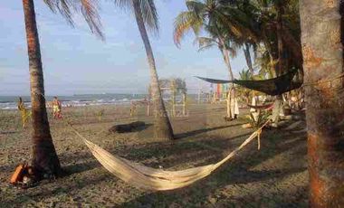 Hotel en Salamandra - Moñitos