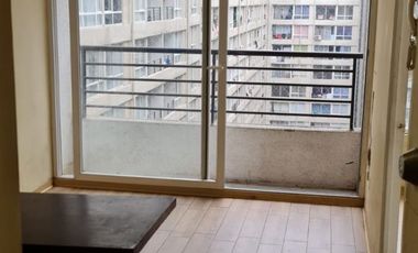 Arriendo Dpto 1d+1b Metro Las Rejas