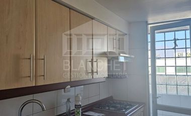 VENTA DEPTO. MUY LINDO EN FERNANDO RIOJA LA CISTERNA IMPECABLE CON ESTACIONAMIENTO Y BODEGA