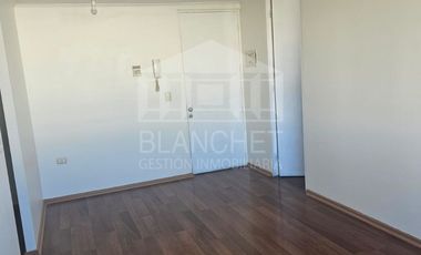 VENTA DEPTO. MUY LINDO EN FERNANDO RIOJA LA CISTERNA IMPECABLE CON ESTACIONAMIENTO Y BODEGA