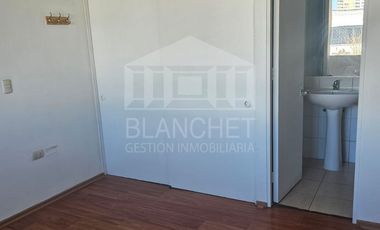 VENTA DEPTO. MUY LINDO EN FERNANDO RIOJA LA CISTERNA IMPECABLE CON ESTACIONAMIENTO Y BODEGA