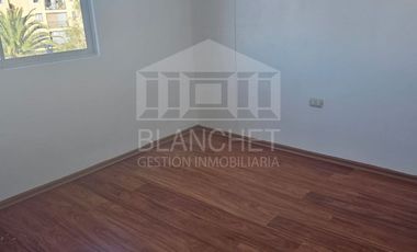 VENTA DEPTO. MUY LINDO EN FERNANDO RIOJA LA CISTERNA IMPECABLE CON ESTACIONAMIENTO Y BODEGA