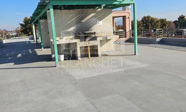 VENTA DEPTO. MUY LINDO EN FERNANDO RIOJA LA CISTERNA IMPECABLE CON ESTACIONAMIENTO Y BODEGA