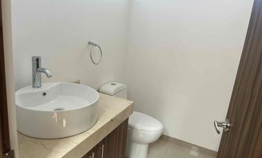 Juriquilla, Casa en renta en privada Colinas de Juriquilla, impecable, tiene todo!