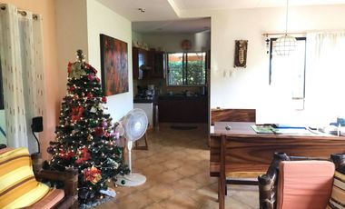 3 BR BEACH HOUSE 100 METERS FROM BEACH AT CALATAGAN