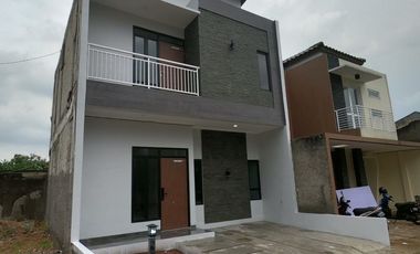 Rumah MURAH Dijual Di Pengasinan Rawalumbu Bekasi Dekat Tol Bekasi Timur