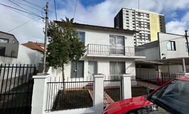 VENDE CASA 6D,4B,2E SECTOR CENTRO COMUNA DE CONCEPCION