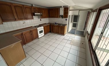 VENDE CASA 6D,4B,2E SECTOR CENTRO COMUNA DE CONCEPCION