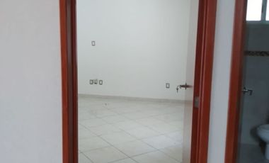 RENTA CASA RESIDENCIAL CLUB DE GOLF LA LOMA INCLUYE MEMBRESIA Y MANTENIMIENTO !!!