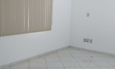 RENTA CASA RESIDENCIAL CLUB DE GOLF LA LOMA INCLUYE MEMBRESIA Y MANTENIMIENTO !!!