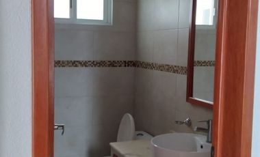 RENTA CASA RESIDENCIAL CLUB DE GOLF LA LOMA INCLUYE MEMBRESIA Y MANTENIMIENTO !!!