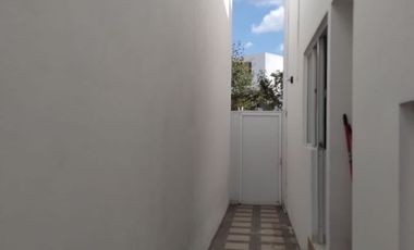 RENTA CASA RESIDENCIAL CLUB DE GOLF LA LOMA INCLUYE MEMBRESIA Y MANTENIMIENTO !!!