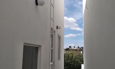 RENTA CASA RESIDENCIAL CLUB DE GOLF LA LOMA INCLUYE MEMBRESIA Y MANTENIMIENTO !!!