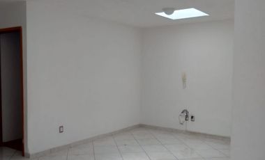 RENTA CASA RESIDENCIAL CLUB DE GOLF LA LOMA INCLUYE MEMBRESIA Y MANTENIMIENTO !!!