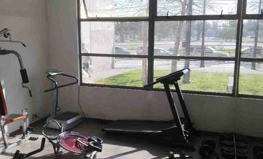 VENDE DEPTO 2D,2B,1 ESTACIONAMIENTO 50M2 PISO 4