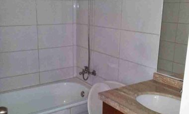 VENDE DEPTO 2D,2B,1 ESTACIONAMIENTO 50M2 PISO 4