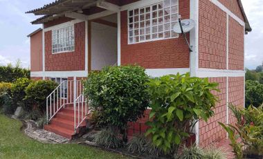 Venta casa campestre cerca a Manizales.