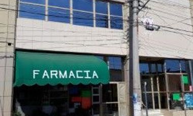 CLINICA EN VENTA EN JOCOTEPEC CENTRO, EN ESQUINA CON EQUIPO QUIRURGICO, CAMAS, ETC