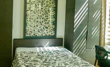 2 Bedroom Rockwell Amorsolo Garden Villa for Rent