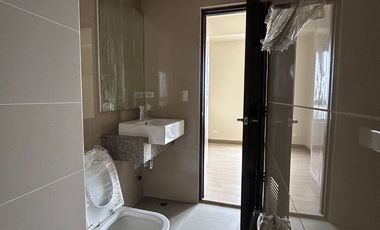 Studio Unit For Sale at The Verdin