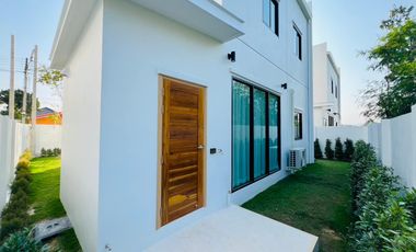 Selling a new house, Hang Dong, 3 bedrooms, 43 sq m. Starting price 3.85 million