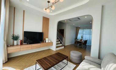 Selling a new house, Hang Dong, 3 bedrooms, 43 sq m. Starting price 3.85 million