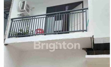 Rumah 2 lantai Cinere type 45/65 murah 575jt