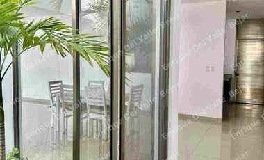 RENTA CASA DE UNA PLANTA EN PRIV CHOLUL