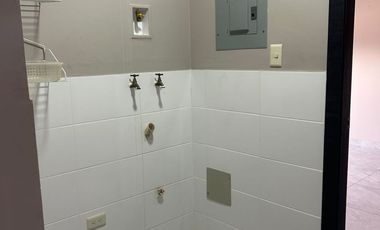 ALQUILO DEPARTAMENTO DE 2 DORMITORIOS CON BAÑOS PRIVADOS FRENTE A EL DORADO