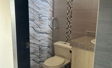 ALQUILO DEPARTAMENTO DE 2 DORMITORIOS CON BAÑOS PRIVADOS FRENTE A EL DORADO