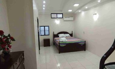 Sauces 6, alquiler casa 5 habitaciones