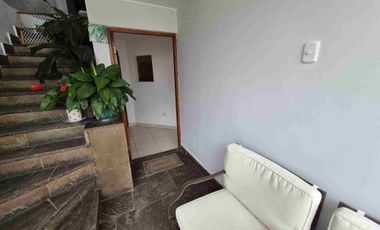 Departamento en primer piso de 67 m² 2 hab, 1 baño, sala y cocina en la Molina 🏡