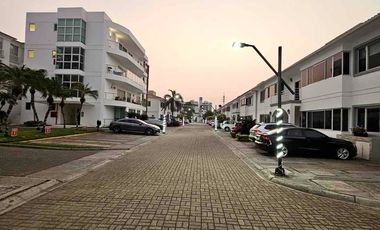 URB SINGAPUR-SAMBORONDON km 4.5, Vendo o Alquilo Departamento 3 dormitorios $195.000/$1300