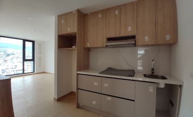 605 Comodidad, Cercanía, Tranquilidad. Encantador Estudio con Vista y Parqueadero en Av de Los Shyris. A Estrenar.