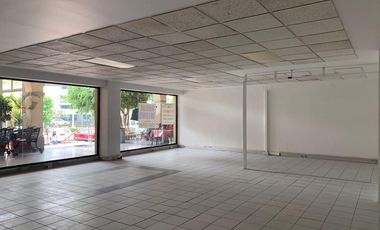 Local comercial en renta Patio Pedregal RENTA