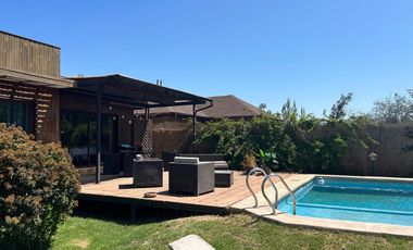 Hermosa casa tipo mediterraneo un piso