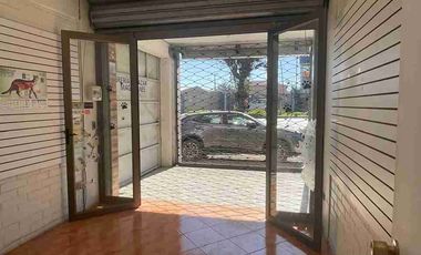 LOCAL COMERCIAL EN AVENIDA PRINCIPAL DE VILLA ALEMANA.