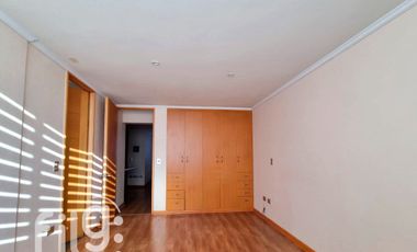 Venta departamento en Parque Brasil – excelente conectividad