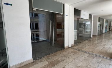 SE VENDE LOCAL COMERCIAL PLAZA JAZZ LOMAS DE ANGELOPOLIS