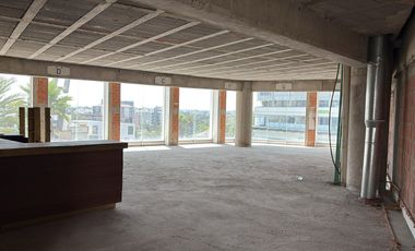 SE VENDE LOCAL COMERCIAL PLAZA JAZZ LOMAS DE ANGELOPOLIS