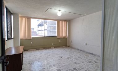 EDIFICIO EN VENTA EN SAN FRANCISQUIT, FRENTE A PLAZA LATITUD VICTORIA