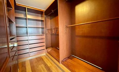 ALQUILO  LINDO PENTHOUSE DUPLEX EN CHACARILLA - SAN BORJA - 4 DORMITORIOS - 3 COCHERAS - FRENTE A PARQUE🌳