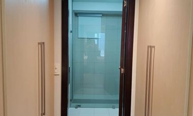 Well maintained 3 bedrooms for rent & for sale at Escala Salcedo Makati