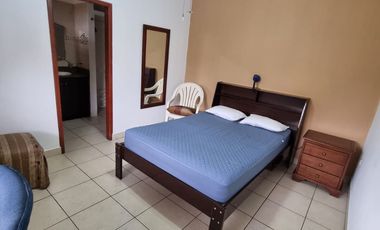 Suite Amoblada en Alquiler en Urdesa Central, 1 Habitación, 1 Baño, Piscina, Incluye Servicios, Norte de Guayaquil.