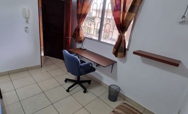 Suite Amoblada en Alquiler en Urdesa Central, 1 Habitación, 1 Baño, Piscina, Incluye Servicios, Norte de Guayaquil.