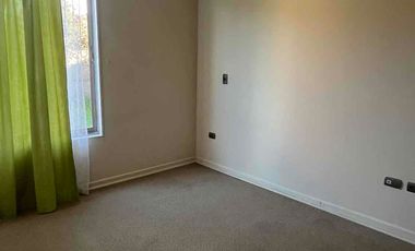 SE ARRIENDA CASA EN VIÑEDOS DEL VALLE,  A PASOS DE AVENIDA LAS RASTRAS,TALCA