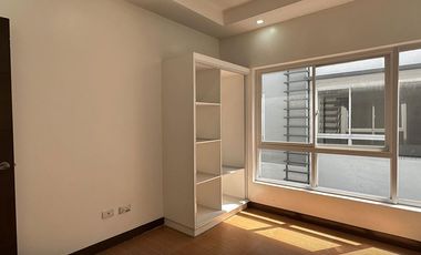 Townhouse For Sale in Sta. Mesa, Manila