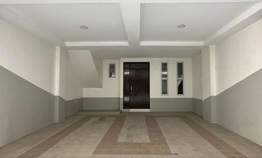 Townhouse For Sale in Sta. Mesa, Manila