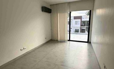 CASA DE VENTA EN URBANIZACIÓN VISTA SOL